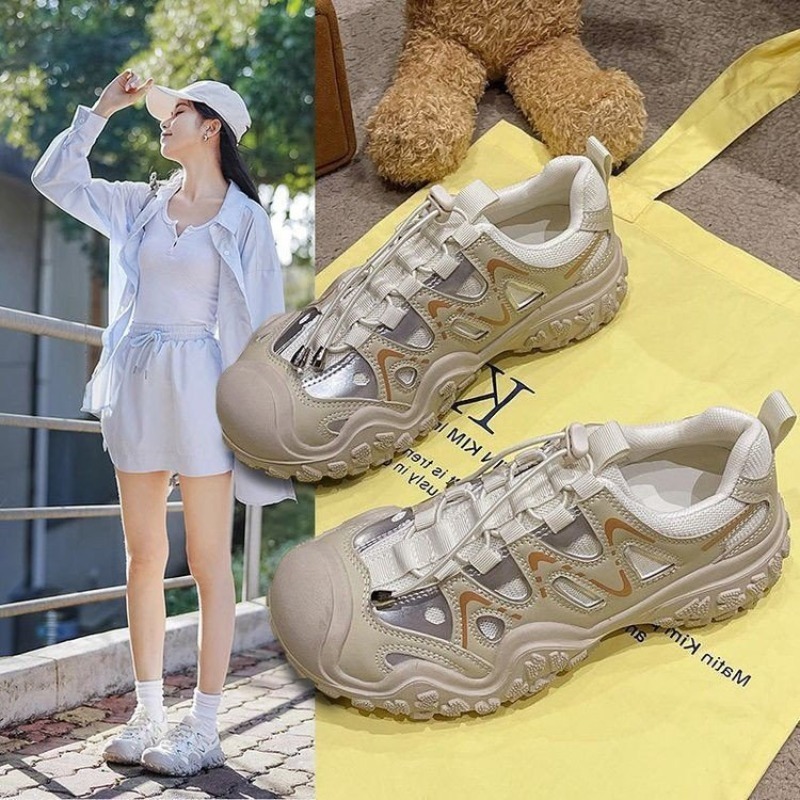 Ladies Outdoor Trekking Sneake - Embroidery Garments ulasan dan harga